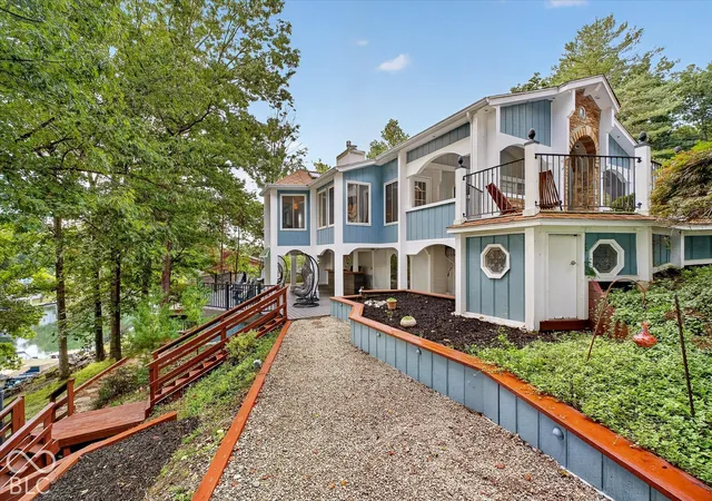 Photo 3 of Single family home for sale at 7935 Ebony Dr, Nineveh, IN 46164 | MLS# 22128315 | Listing updated on 2026-10-27