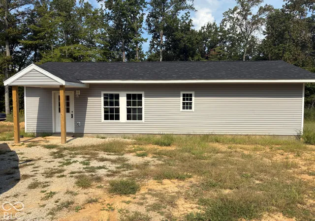 Photo 1 of Single family home for sale at 1277 N Lawrence Holw Rd, Bloomfield, IN 47424 | MLS# 22128329 | Listing updated on 2026-09-26