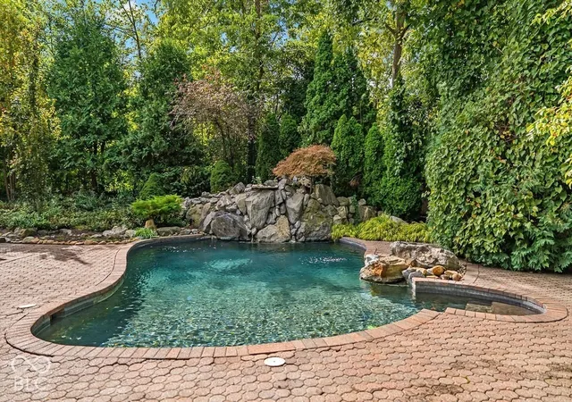 Photo 2 of Single family home for sale at 11467 Woods Bay Ln, Indianapolis, IN 46236 | MLS# 22128335 | Listing updated on 2026-10-02