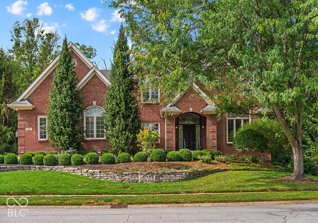 Photo 3 of Single family home for sale at 11467 Woods Bay Ln, Indianapolis, IN 46236 | MLS# 22128335 | Listing updated on 2026-10-02