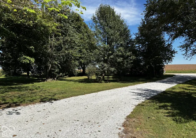 Photo 3 of Single family home for sale at 460 N 800 East, Waynetown, IN 47990 | MLS# 22128338 | Listing updated on 2026-09-29