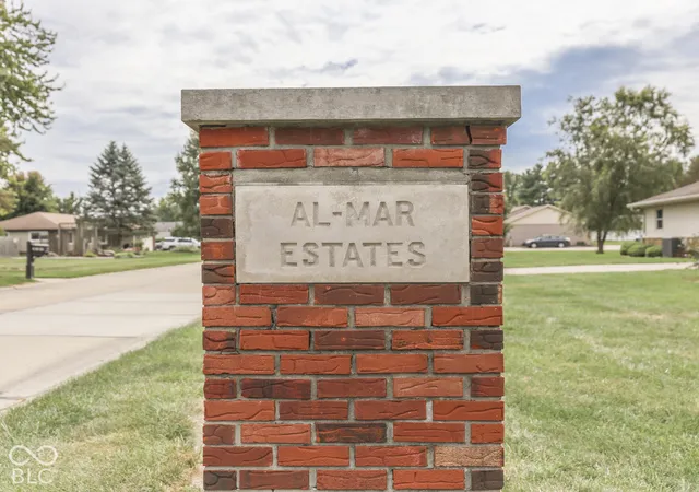 Photo 2 of Single family home for sale at 37 Al Mar Ct, Bargersville, IN 46106 | MLS# 22128344 | Listing updated on 2026-10-02