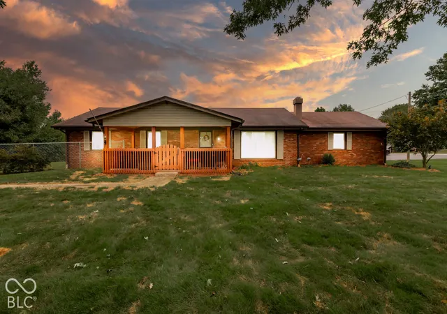 Photo 1 of Single family home for sale at 10997 E Co Rd 800 N, Seymour, IN 47274 | MLS# 22128367 | Listing updated on 2026-10-06