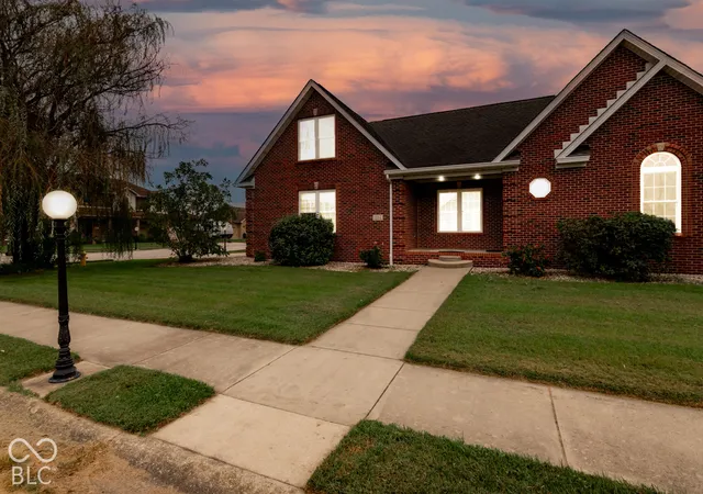 Photo 1 of Single family home for sale at 9162 Janelle Dr, Seymour, IN 47274 | MLS# 22128368 | Listing updated on 2026-10-06