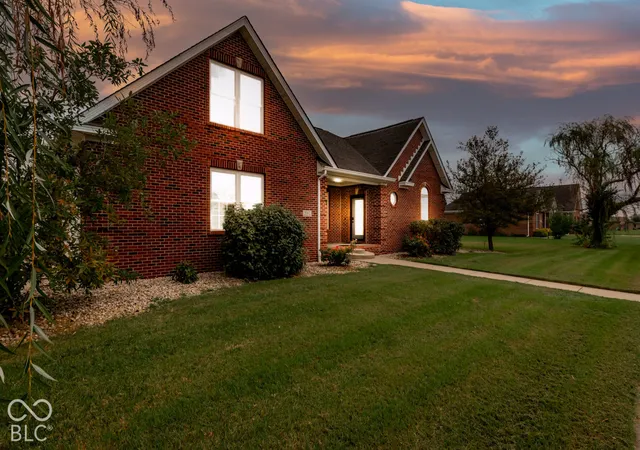 Photo 3 of Single family home for sale at 9162 Janelle Dr, Seymour, IN 47274 | MLS# 22128368 | Listing updated on 2026-10-06