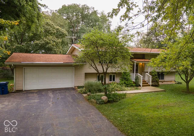 Photo 3 of Single family home for sale at 23845 Six Points Rd, Sheridan, IN 46069 | MLS# 22128370 | Listing updated on 2026-09-28