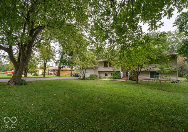 Photo 3 of Single family home for sale at 23845 Six Points Rd, Sheridan, IN 46069 | MLS# 22128370 | Listing updated on 2026-09-28