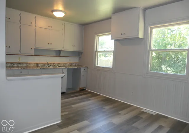 Photo 3 of Single family home for sale at 3532 N Tiffany Dr, Indianapolis, IN 46226 | MLS# 22128383 | Listing updated on 2026-09-30