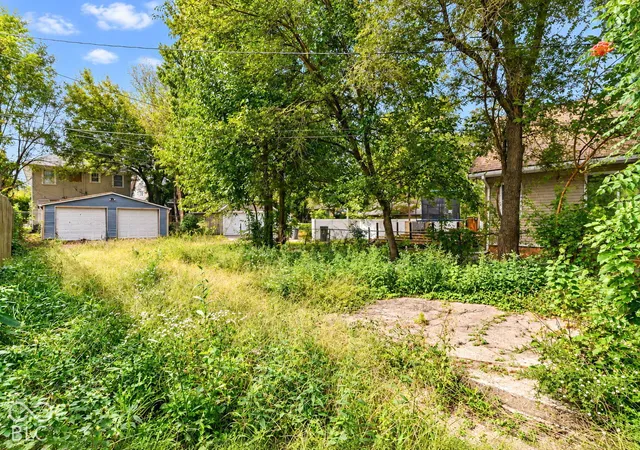 Photo 17 of Sale Pending at 520 N Dearborn St, Indianapolis, IN 46201 | MLS# 22128392 | Listing updated on 2026-10-08