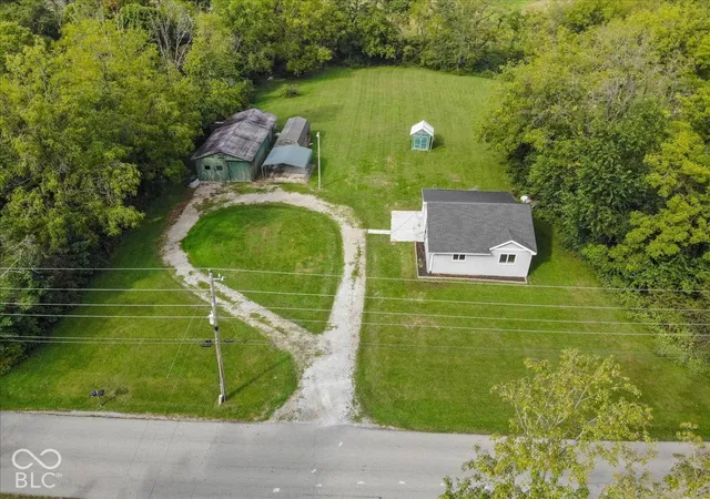 Photo 1 of Single family home for sale at 1215 N 450 West, Shelbyville, IN 46176 | MLS# 22128394 | Listing updated on 2026-09-29