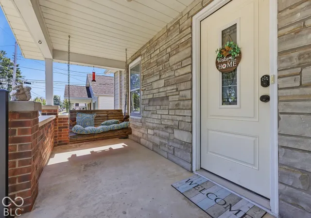 Photo 4 of Single family home for sale at 733 S Park Ave, Batesville, IN 47006 | MLS# 22128405 | Listing updated on 2026-09-30