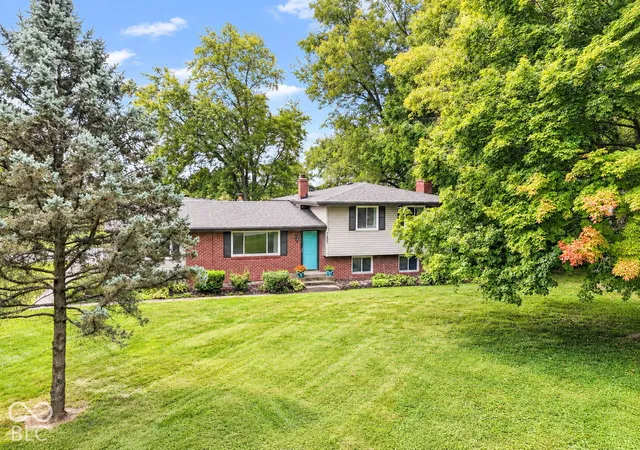 Photo 2 of Single family home for sale at 7521 W 600 Road N, Mc Cordsville, IN 46055 | MLS# 22128413 | Listing updated on 2026-10-08