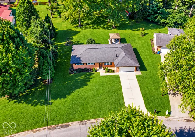 Photo 28 of Single family home for sale at 8150 Hi Vu Dr, Indianapolis, IN 46227 | MLS# 22128415 | Listing updated on 2026-10-03
