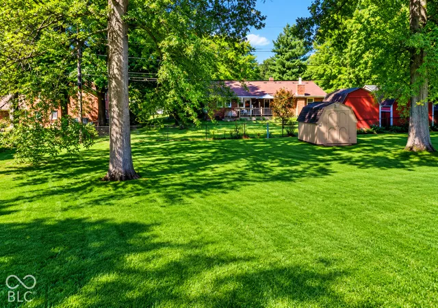 Photo 3 of Single family home for sale at 8150 Hi Vu Dr, Indianapolis, IN 46227 | MLS# 22128415 | Listing updated on 2026-10-03