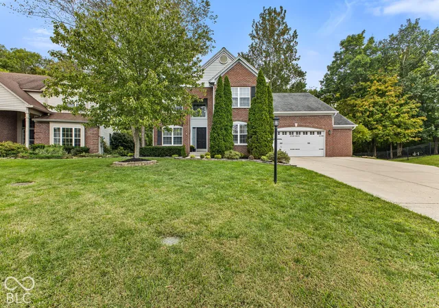 Photo 1 of Single family home for sale at 6459 Woodhaven Ct, Avon, IN 46123 | MLS# 22128418 | Listing updated on 2026-10-06
