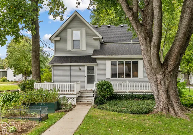 Photo 3 of Single family home for sale at 115 Adams St, Pendleton, IN 46064 | MLS# 22128421 | Listing updated on 2026-10-06