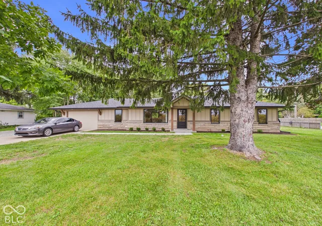 Photo 1 of Single family home for sale at 2623 S Central Way, Anderson, IN 46011 | MLS# 22128429 | Listing updated on 2026-09-28