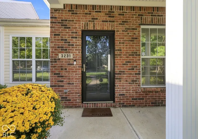 Photo 2 of Sale Pending at 3231 W 39th Street, Indianapolis, IN 46228 | MLS# 22128432 | Listing updated on 2026-10-07
