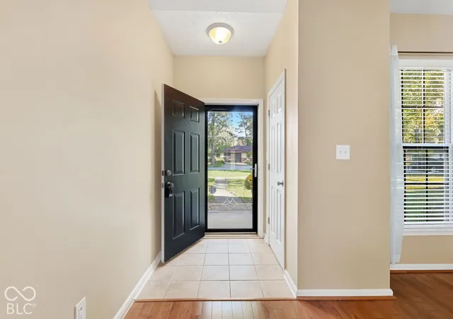Photo 4 of Sale Pending at 3231 W 39th Street, Indianapolis, IN 46228 | MLS# 22128432 | Listing updated on 2026-10-07