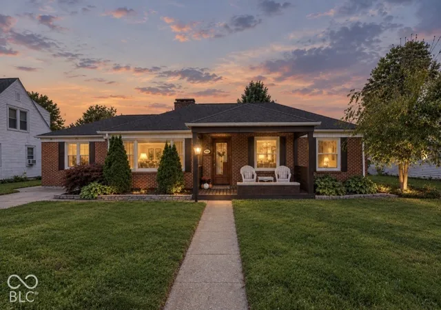 Photo 1 of Sale Pending at 215 Elva St, Anderson, IN 46013 | MLS# 22128436 | Listing updated on 2026-10-04