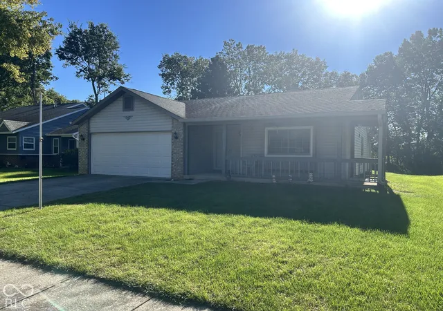 Photo 1 of Single family home for sale at 18686 Northridge Dr, Noblesville, IN 46060 | MLS# 22128444 | Listing updated on 2026-09-28