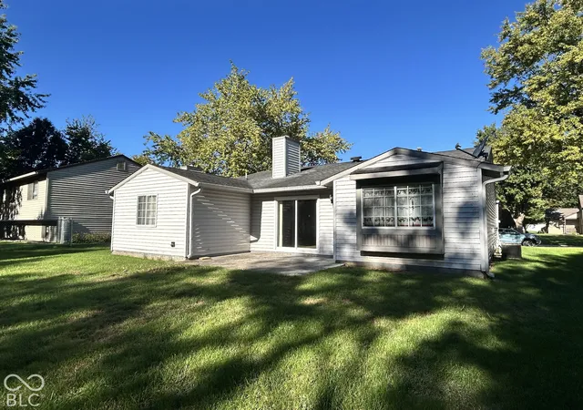 Photo 3 of Single family home for sale at 18686 Northridge Dr, Noblesville, IN 46060 | MLS# 22128444 | Listing updated on 2026-09-28