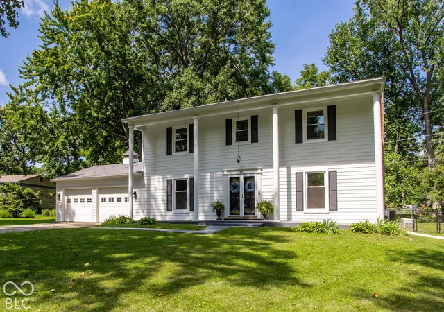 Single family home for sale at 932 N Marwood Trl Dr, Carmel, IN 46280 | MLS# 22128446