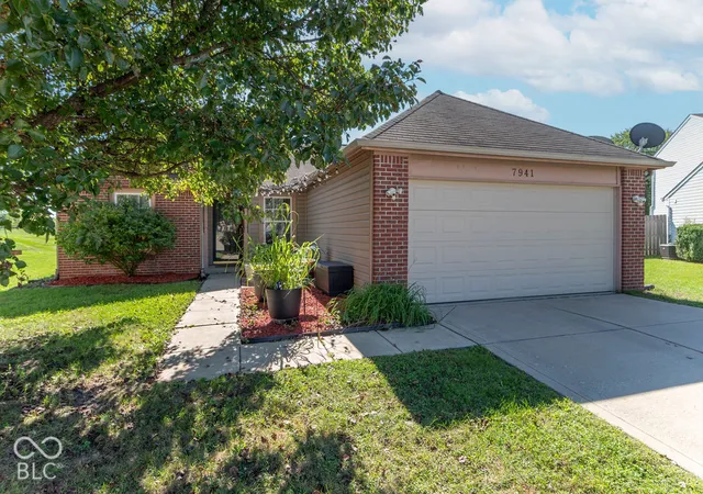 Photo 2 of Single family home for sale at 7941 Begonia Ct, Camby, IN 46113 | MLS# 22128454 | Listing updated on 2026-10-06
