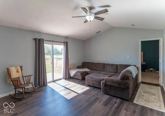 Photo 4 of Single family home for sale at 7941 Begonia Ct, Camby, IN 46113 | MLS# 22128454 | Listing updated on 2026-10-06