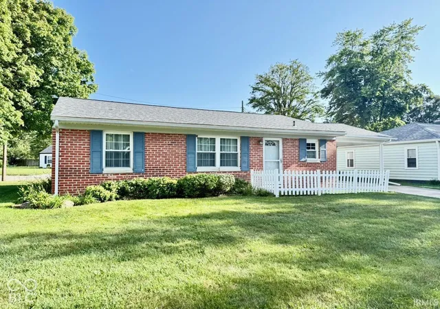 Photo 1 of Single family home for sale at 2800 S Sycamore Ave, Muncie, IN 47302 | MLS# 22128455 | Listing updated on 2026-09-30