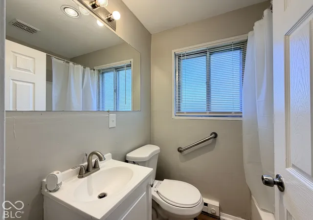 Photo 3 of House for sale at 6028 Laurel Hall Dr, Indianapolis, IN 46226 | MLS# 22128457 | Listing updated on 2026-09-29