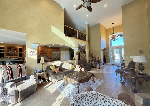 Photo 4 of Sale Pending at 1335 S County Rd 60 E, Greensburg, IN 47240 | MLS# 22128460 | Listing updated on 2026-10-24