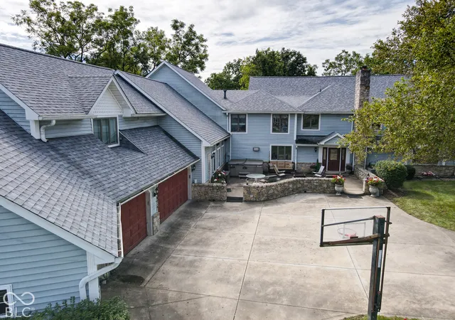Photo 3 of Single family home for sale at 5552 W 300 South, New Palestine, IN 46163 | MLS# 22128464 | Listing updated on 2026-10-03