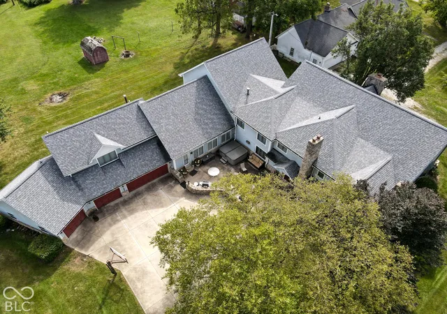 Photo 3 of Single family home for sale at 5552 W 300 South, New Palestine, IN 46163 | MLS# 22128464 | Listing updated on 2026-10-03
