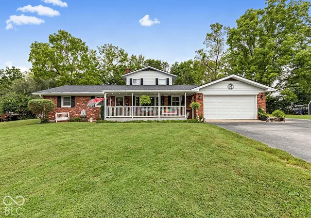 Photo 1 of Single family home for sale at 2455 S 200 East, Kokomo, IN 46902 | MLS# 22128465 | Listing updated on 2026-09-29