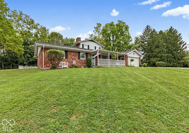 Photo 3 of Single family home for sale at 2455 S 200 East, Kokomo, IN 46902 | MLS# 22128465 | Listing updated on 2026-09-29