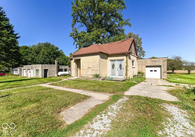 Photo 1 of Sale Pending at 4084 E 600 Road N, Greenfield, IN 46140 | MLS# 22128474 | Listing updated on 2026-10-02