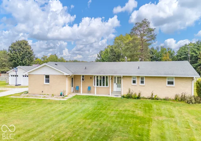 Single family home for sale at 10664 S 9 West, Pendleton, IN 46064 | MLS# 22128489