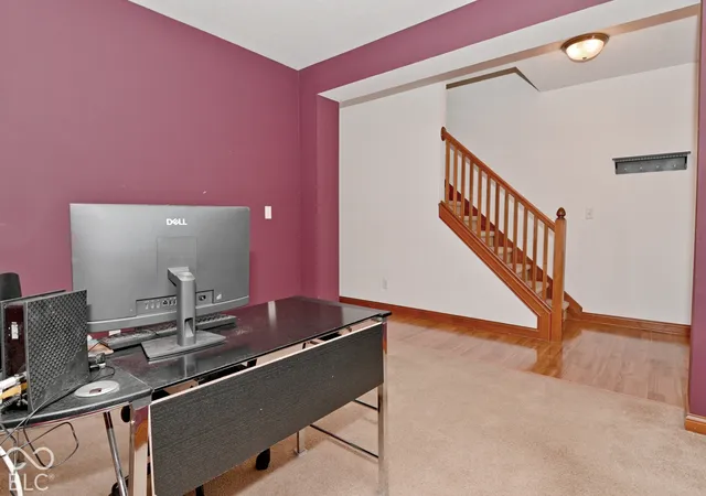Photo 4 of Single family home for sale at 195 Warrington Ct, Pittsboro, IN 46167 | MLS# 22128491 | Listing updated on 2026-10-09