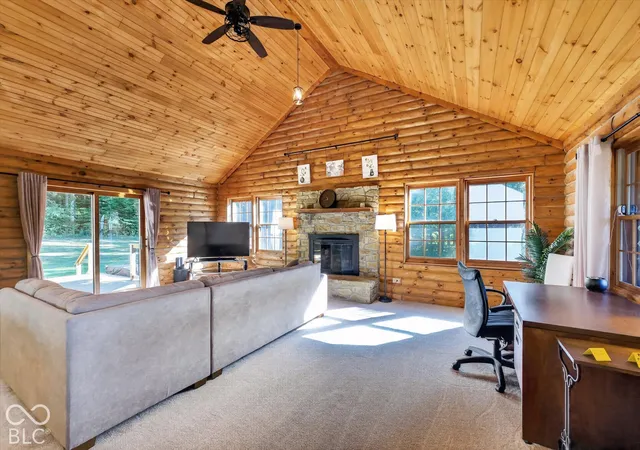 Photo 4 of Single family home for sale at 1272 Centerwood Dr, Martinsville, IN 46151 | MLS# 22128500 | Listing updated on 2026-10-08