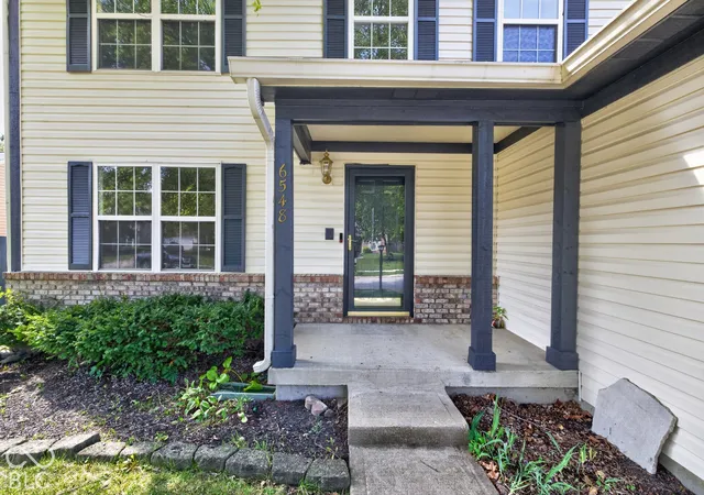 Photo 2 of Single family home for sale at 6548 Long Run Dr, Indianapolis, IN 46268 | MLS# 22128501 | Listing updated on 2026-09-29
