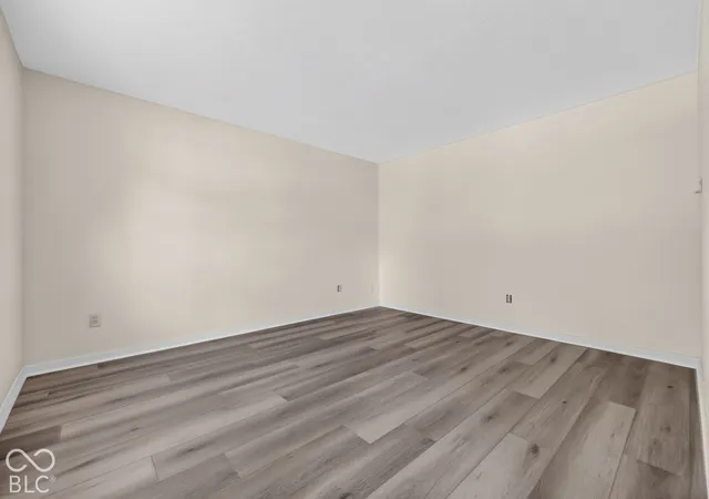 Photo 4 of Single family home for sale at 6548 Long Run Dr, Indianapolis, IN 46268 | MLS# 22128501 | Listing updated on 2026-09-29