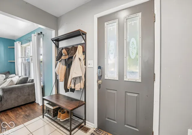 Photo 2 of Single family home for sale at 5501 Yeager Ct, Indianapolis, IN 46237 | MLS# 22128503 | Listing updated on 2026-09-30