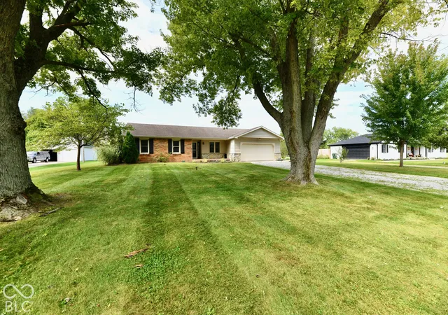 Photo 3 of Sale Pending at 7936 Eaker Ct, Brownsburg, IN 46112 | MLS# 22128505 | Listing updated on 2026-09-30