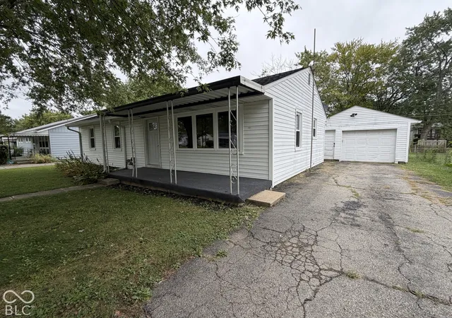 Photo 2 of Single family home for sale at 2528 S 23rd Street, New Castle, IN 47362 | MLS# 22128507 | Listing updated on 2026-09-29