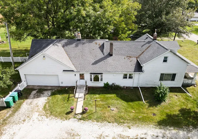Photo 4 of Single family home for sale at 5538 W 300 South, New Palestine, IN 46163 | MLS# 22128511 | Listing updated on 2026-10-03