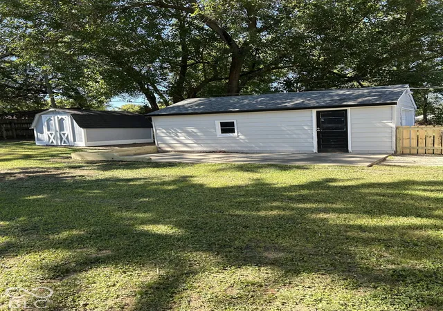 Photo 3 of Single family home for sale at 8141 Patton Dr, Indianapolis, IN 46226 | MLS# 22128516 | Listing updated on 2026-09-28