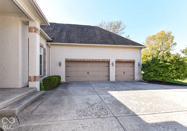 Photo 3 of Single family home for sale at 5313 Cottage Grv Ln, Noblesville, IN 46062 | MLS# 22128521 | Listing updated on 2026-10-08
