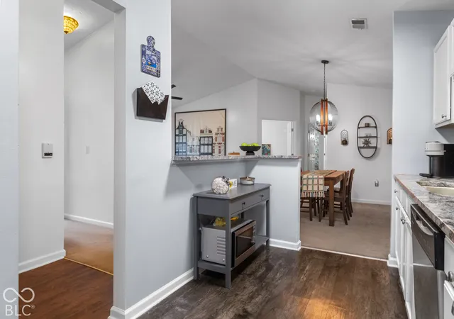 Photo 4 of Condo for sale at 233 Legends Crk Pl #APT 208, Indianapolis, IN 46229 | MLS# 22128522 | Listing updated on 2026-10-14