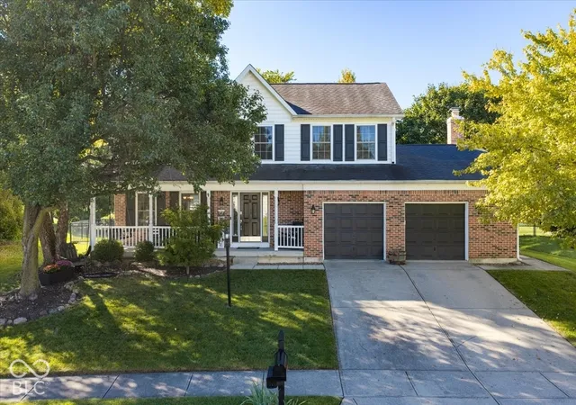 Photo 3 of Sale Pending at 8732 Buffett Pkwy, Fishers, IN 46038 | MLS# 22128528 | Listing updated on 2026-10-05